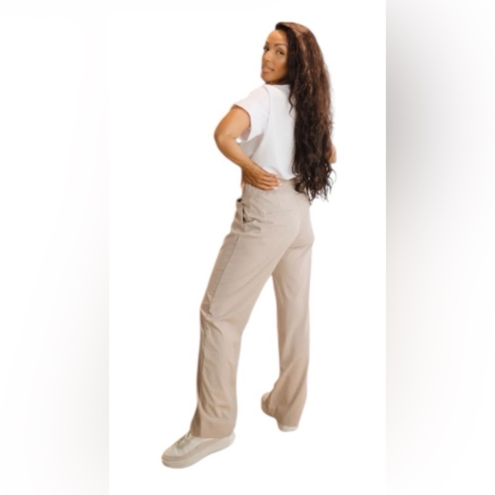 Audrey 3+1 Beige Straight Wide Leg Pants Sz L